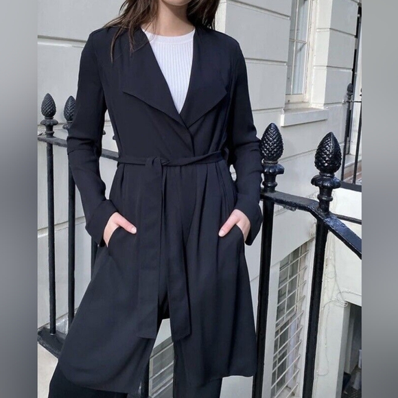 Aritzia Babaton Flowy Trench Jacket - Picture 1 of 3